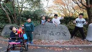 着衣水泳