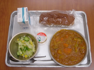 2004年11月8日の給食