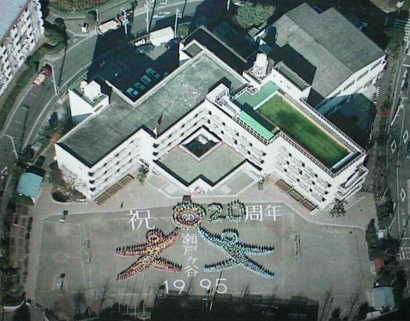 qʐ^
