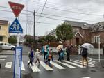 雨、横断