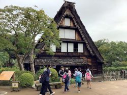 10月10日(木)　社会科見学 1