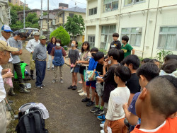 ６月１０日(月)　田植え(５年)