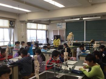 理科室の様子