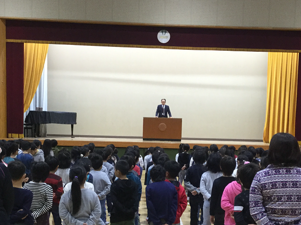 朝会の様子