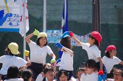 ５・６年生の騎馬戦。チーム戦は大激戦でした！