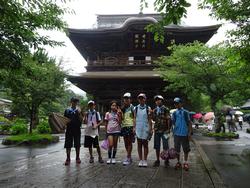 建長寺までグループで協力して散策！