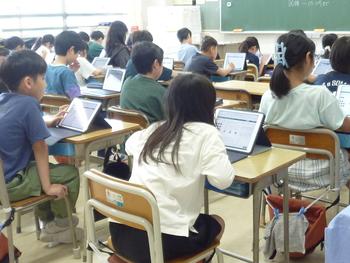 タブレットでテストを受けました