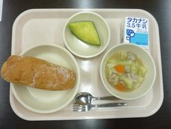 給食