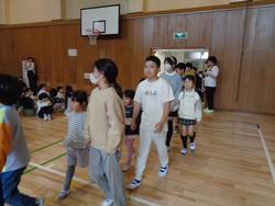 １年生を迎える会の様子①