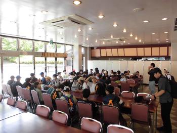 東武ワールドスクエアで昼食