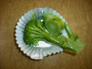 ４組で 育てた冬野菜を食べました いずみ野小学校