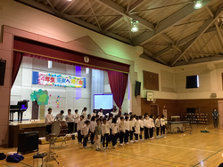 ４②