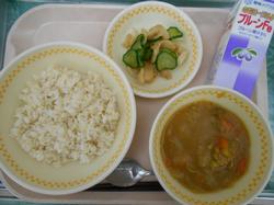今日の給食 上郷小学校