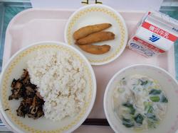 給食だいすき 上郷小学校