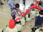1年生 ナザレ幼稚園との交流会