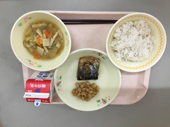 給食の写真