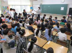 １年生を迎える会①