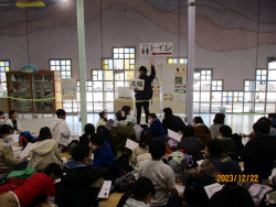 ４年　プラネタリウム見学