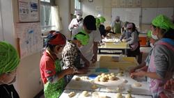 共働舎パン作り教室