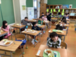 給食の様子