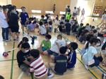 丸くなって話し合い