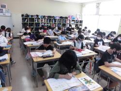 学習の様子　4年2組