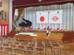 1年生入場前の式場