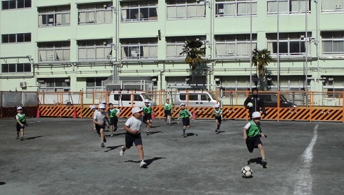 サッカー
