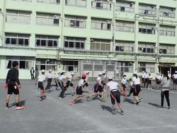 ラグビー選手学校訪問