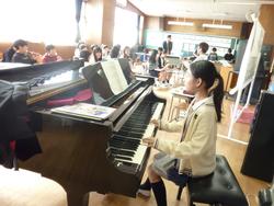 ピアノ