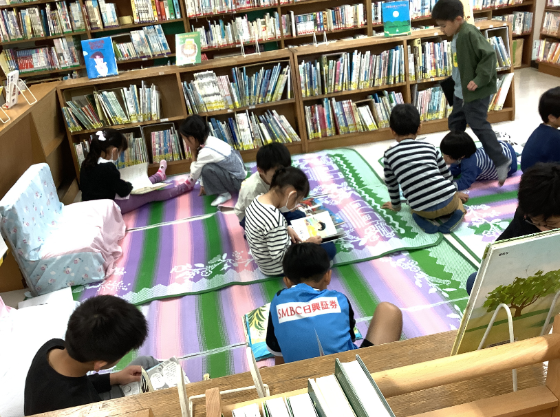 すみれ図書館