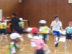 鬼ごっこ