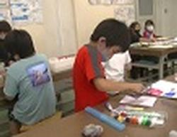 ５月１９日 ４年生 図工 絵の具で ゆめもよう 高田東小学校