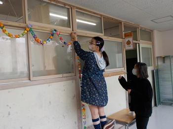 １年教室飾りつけ