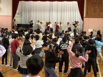 みんなでダンス