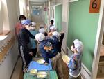 給食