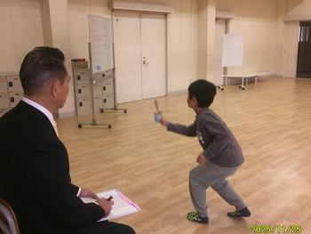 検定を受ける児童