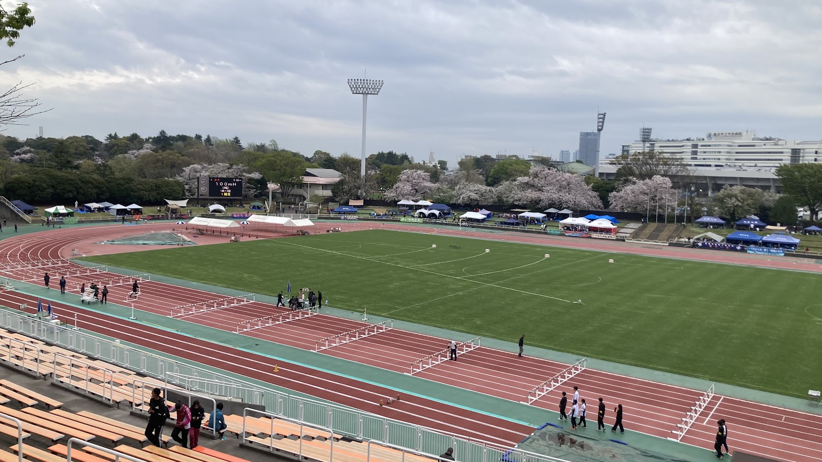 陸上競技部