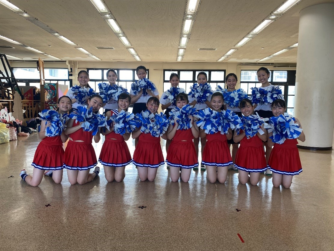バトントワリング部 横浜商業高等学校 バトントワリング部 横浜商業高等学校