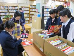 学校図書館