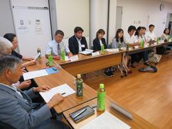 懇話会