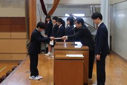 全校集会