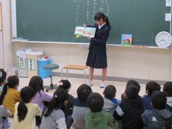 読み聞かせ