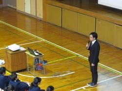 全校集会
