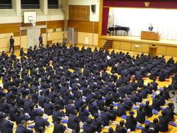 全校集会