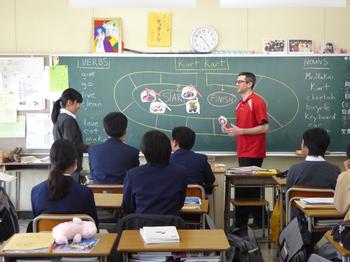 2年生の授業風景 16年3月3日更新 市ケ尾中学校