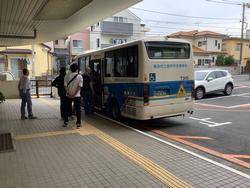 新横浜へ出発